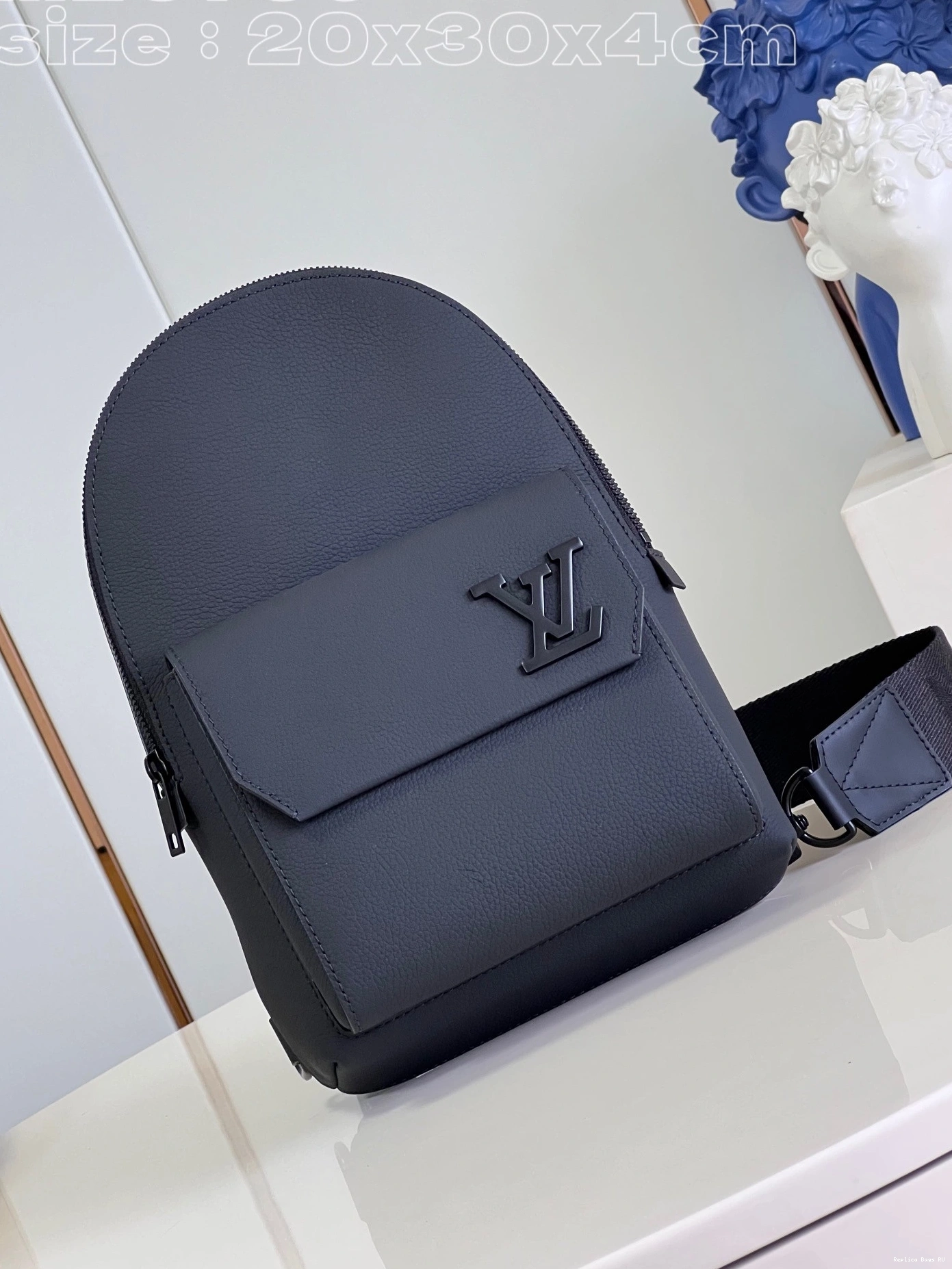 Affordable VUITTON LOUIS Slingbag Pilot 0717